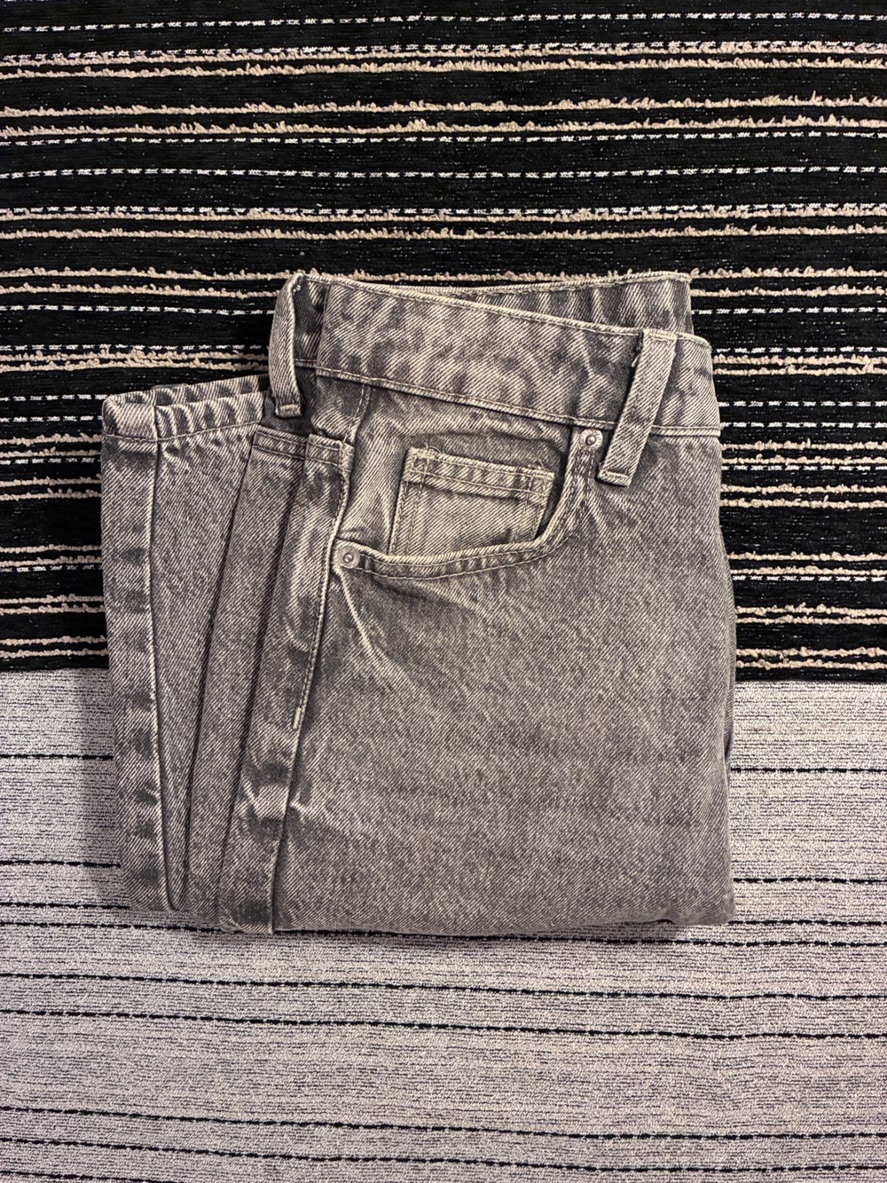 High-Rise Women's Jeans in Light Gray